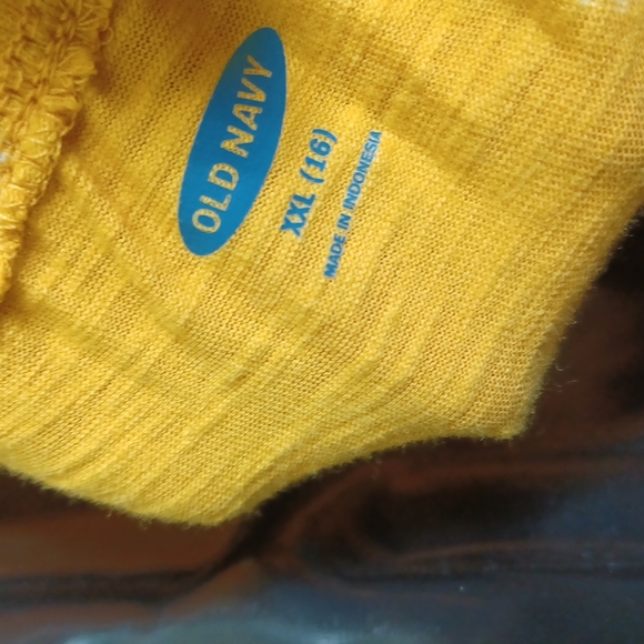 Old Navy Girls Yellow and White Polka Dot Blouse, off the shoulder,  tie sleeve - Picture 5 of 7